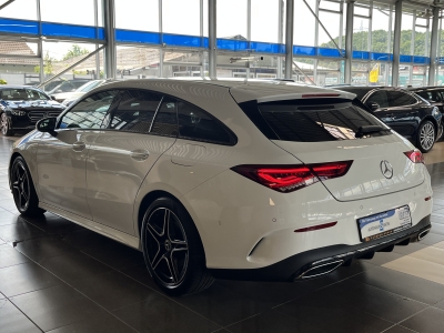 Mercedes-Benz CLA 200 Shooting Brake AMG Line Pano Navi R.Cam