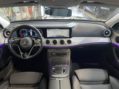 Mercedes-Benz E 300 de Avantgarde AHK LED R.Cam SHZ Navi