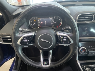 Jaguar XE R-Dynamic Black LED Leder 360°Cam Navi ACC