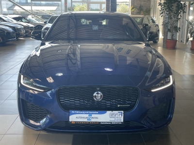 Jaguar XE R-Dynamic Black LED Leder 360°Cam Navi ACC