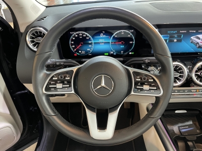 Mercedes-Benz EQA 250 Progressive Pano. dig.Cockpit Navi LED 