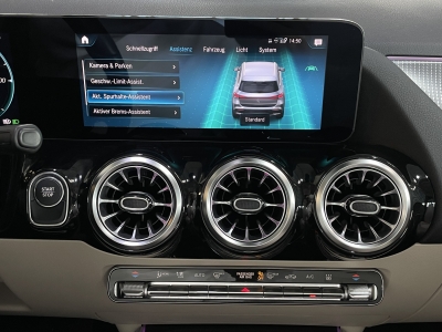 Mercedes-Benz EQA 250 Progressive Pano. dig.Cockpit Navi LED 