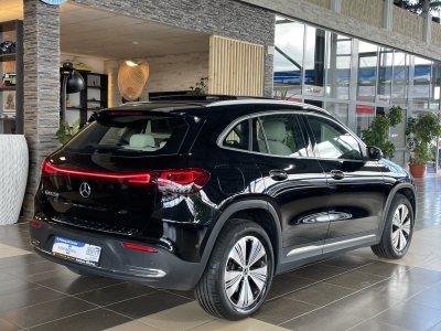 Mercedes-Benz EQA 250 Progressive Pano. dig.Cockpit Navi LED 