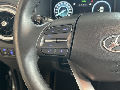 Hyundai KONA Select*ACC*R-Cam*CarPlay*SHZ*SOH:96%