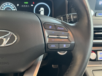 Hyundai KONA Select*ACC*R-Cam*CarPlay*SHZ*SOH:96%