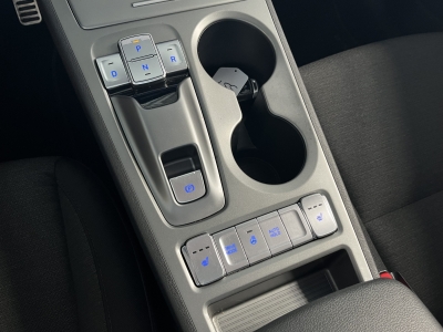 Hyundai KONA Select*ACC*R-Cam*CarPlay*SHZ*SOH:96%