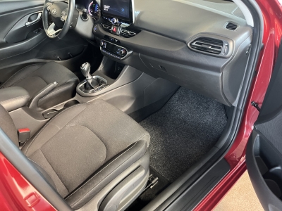 Hyundai i30 Edition 30+ LED Navi R.Cam SHZ PDC DAB+