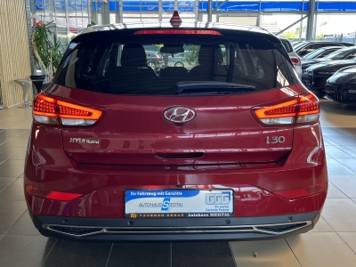 Hyundai i30 Edition 30+ LED Navi R.Cam SHZ PDC DAB+