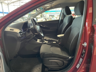 Hyundai i30 Edition 30+ LED Navi R.Cam SHZ PDC DAB+