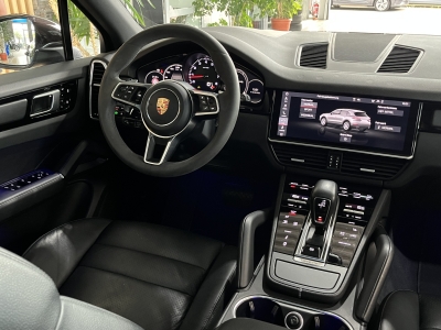 Porsche Cayenne Exclusive Manufaktur HUD Leder BOSE Pano