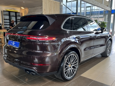 Porsche Cayenne Exclusive Manufaktur HUD Leder BOSE Pano
