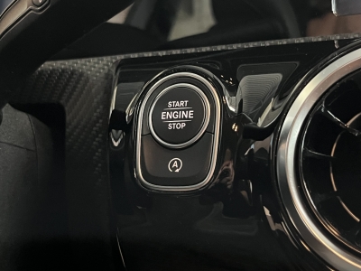 Mercedes-Benz A 200 d 4Matic*Navi*R-Cam*TeiLeder*CarPlay*SHZ*