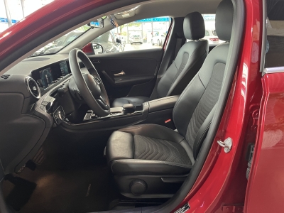 Mercedes-Benz A 200 d 4Matic*Navi*R-Cam*TeiLeder*CarPlay*SHZ*