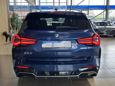 BMW iX3 M Sport Inspiring Pano. AHK Aerodynamik LED