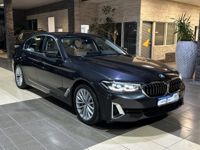 BMW 530 e Luxury Line*LED*360°Cam*Leder*Cockpit*Navi