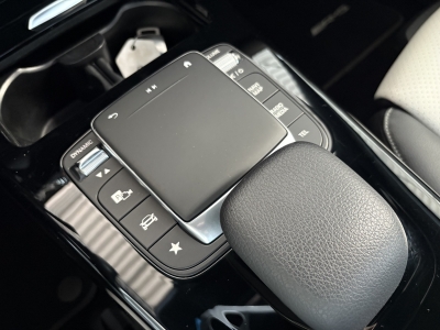 Mercedes-Benz A 250 e AMG-Line HUD Distr.+ LED 360°Cam Leder