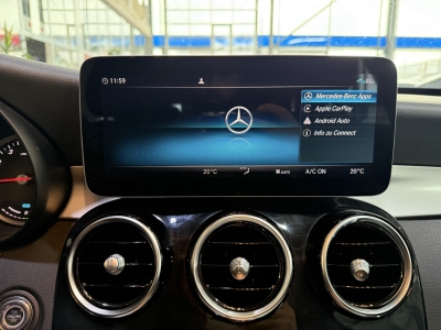 Mercedes-Benz C 300 e Avantgarde LED Navi R.Cam SHZ Tempomat 