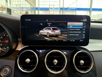 Mercedes-Benz C 300 e Avantgarde LED Navi R.Cam SHZ Tempomat 
