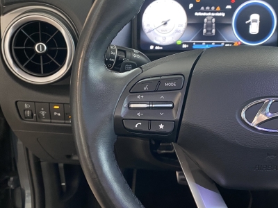 Hyundai KONA Select Pano. dig.Cockpit ACC LED R.Cam PDC
