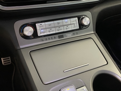 Hyundai KONA Select Pano. dig.Cockpit ACC LED R.Cam PDC