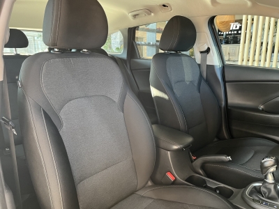 Hyundai i30 Trend SHZ R.Cam PDC Tempomat Spurassist. 