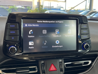 Hyundai i30 Trend SHZ R.Cam PDC Tempomat Spurassist. 