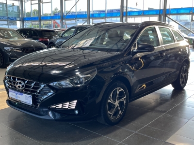 Hyundai i30 Trend SHZ R.Cam PDC Tempomat Spurassist. 