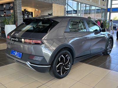 Hyundai IONIQ 5 LED*NSCC*R.Cam*SHZ*Wärmepumpe*SOH:100%