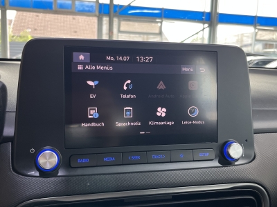 Hyundai KONA Select dig.Cockpit ACC R.Cam SHZ PDC DAB+