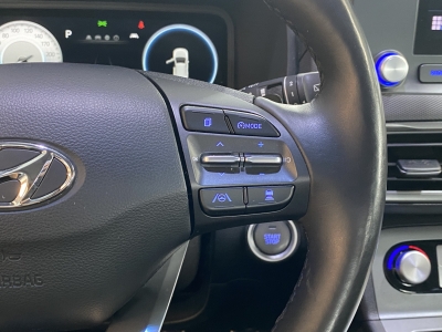 Hyundai KONA Select*dig.Cockpit*ACC*R.Cam*SHZ*SOH:99,7%