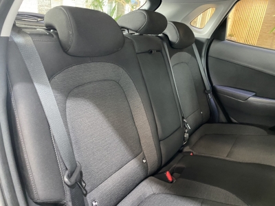 Hyundai KONA Select*dig.Cockpit*ACC*R.Cam*SHZ*SOH:99,7%
