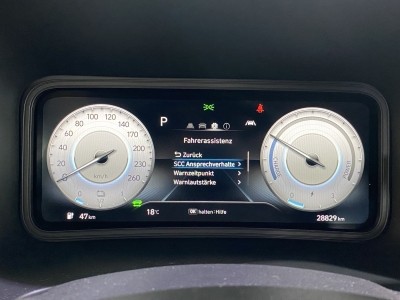 Hyundai KONA Select*dig.Cockpit*ACC*R.Cam*SHZ*SOH:99,7%
