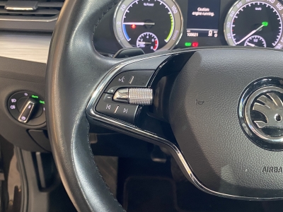 Skoda Superb Ambition iV Navi AHK PDC SHZ DAB+ DCC