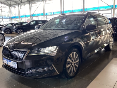 Skoda Superb Ambition iV Navi AHK PDC SHZ DAB+ DCC