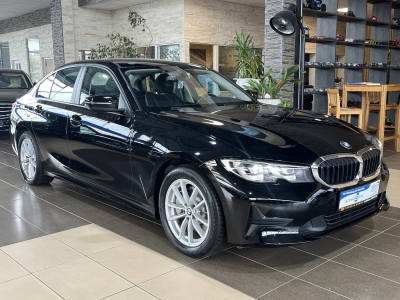 BMW 330 Advantage*G20*LED*Leder*Navi*CarPlay*Head-Up