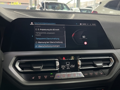 BMW 330 Advantage*G20*LED*Leder*Navi*CarPlay*Head-Up