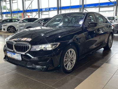 BMW 330 Advantage*G20*LED*Leder*Navi*CarPlay*Head-Up
