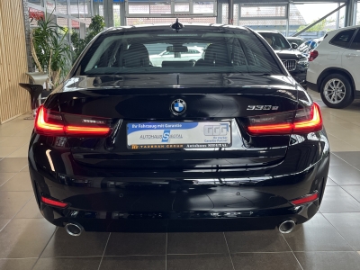 BMW 330 Advantage*G20*LED*Leder*Navi*CarPlay*Head-Up
