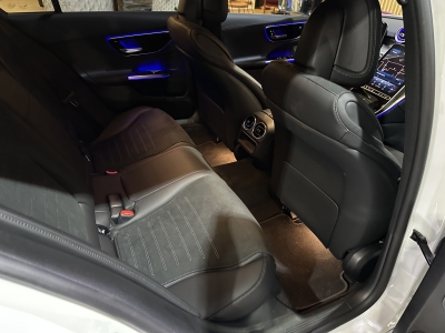 Mercedes-Benz C 300 e AMG-Line Ambiente-Licht LED Distr.+ DAB