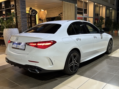 Mercedes-Benz C 300 e AMG-Line Ambiente-Licht LED Distr.+ DAB