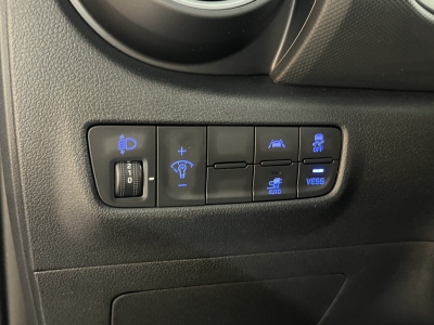 Hyundai KONA Style ACC LED Wärmepumpe R.Cam Spurassist.