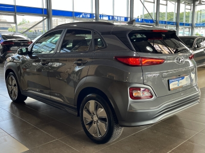 Hyundai KONA Style ACC LED Wärmepumpe R.Cam Spurassist.