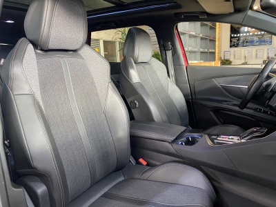 Peugeot 5008 Allure Pano. dig.Cockpit LED Ambiente-Licht