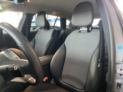 Mercedes-Benz C 220 d Avantgarde AHK Navi PDC SHZ DAB Business