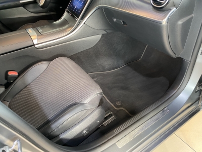 Mercedes-Benz C 220 d Avantgarde AHK Navi PDC SHZ DAB Business