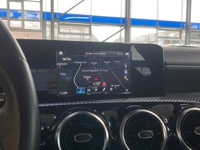 Mercedes-Benz A 200 ACC*Dig.Cockpit*Totwinkel*Leder*SHZ*Navi*