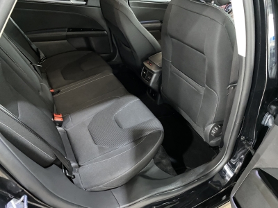 Ford Mondeo Titanium Winter-Paket SHZ Ambiente Navi