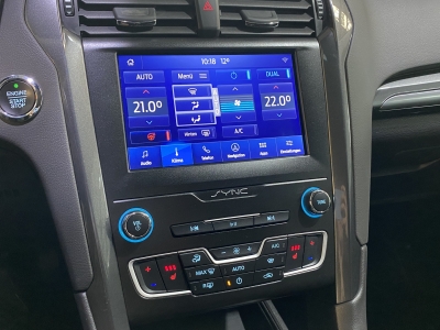 Ford Mondeo Titanium Winter-Paket SHZ Ambiente Navi