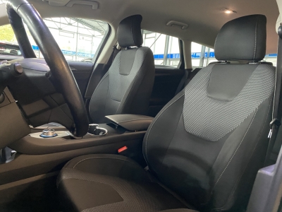 Ford Mondeo Titanium Winter-Paket SHZ Ambiente Navi