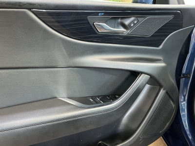 Jaguar XE S Premium*AHK*LED*ACC*Leder*Ambinte*